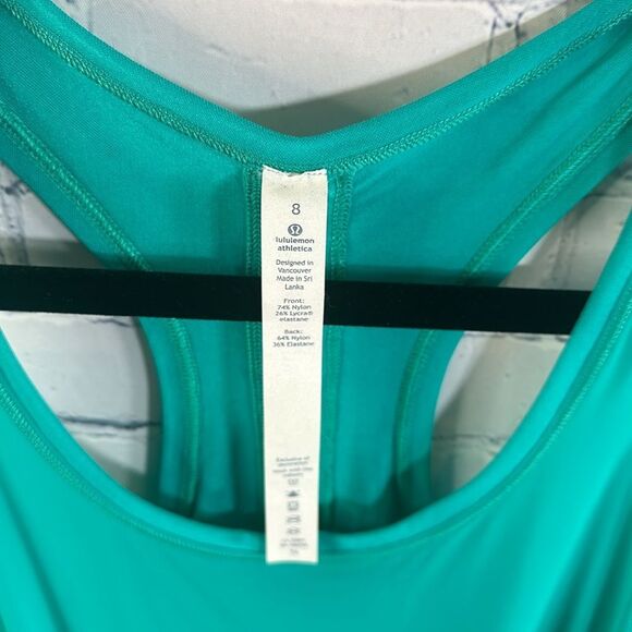 ✨ Green Lululemon Lightweight Tank - Size 8, Perfect Condition - Picture 2 of 5